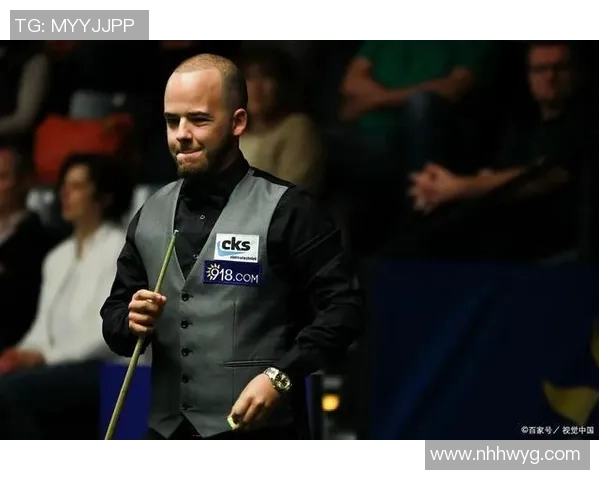 梁文博与布雷切尔激战正酣谁将夺得斯诺克比赛的最终胜利